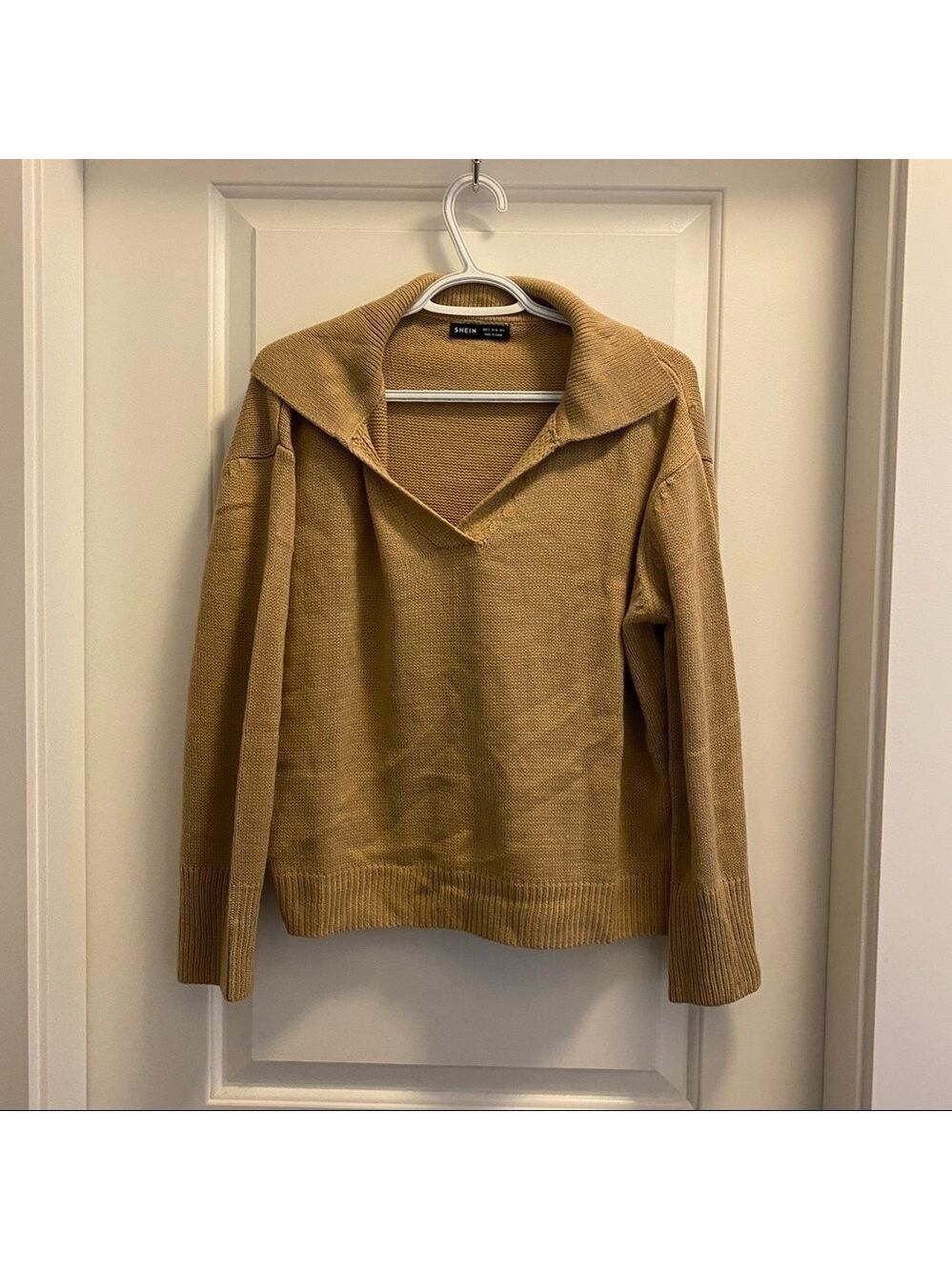 💥4 for $25💥Tan Collared Sweater